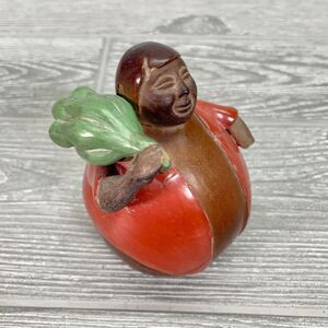Chulucanas Peru Pottery Man Carrying Fruit South American Art Signed M Flores